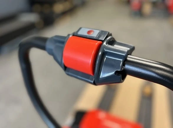 Ergonomiczny dyszel sterujący elektrycznego wózka EP F4